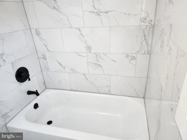 $199,000 | 3809 V Street Southeast, Unit 202, Washington, DC 20020