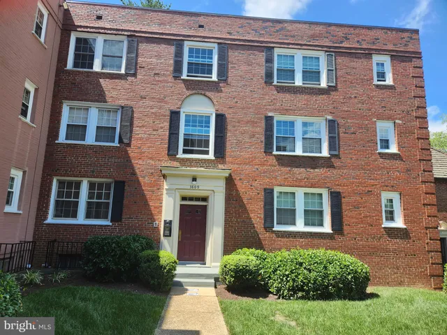 $199,000 | 3809 V Street Southeast, Unit 202, Washington, DC 20020