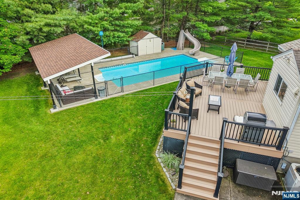 123 Midwood Road Paramus, NJ 07652 - Photo 39 of 46