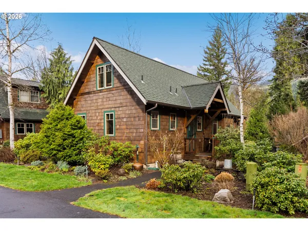 $539,000 | 56483 McKenzie Highway, Unit 15, Blue River, OR 97413