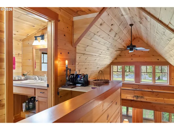 $539,000 | 56483 McKenzie Highway, Unit 15, Blue River, OR 97413