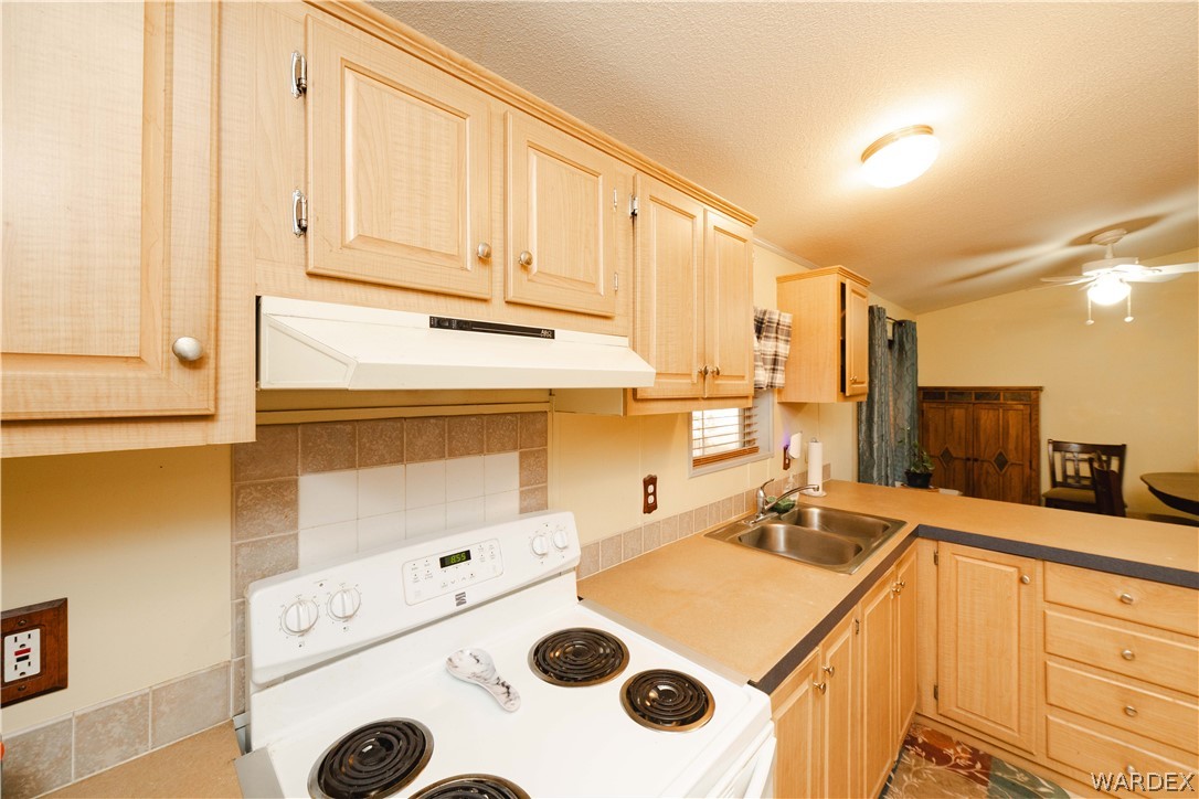 3176 West Malibu Road Golden Valley, AZ 86413 - Photo 10 of 62 Gallery Image 10