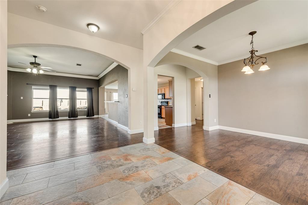 103 Springfield Lane Red Oak, TX 75165 - Photo 8 of 38