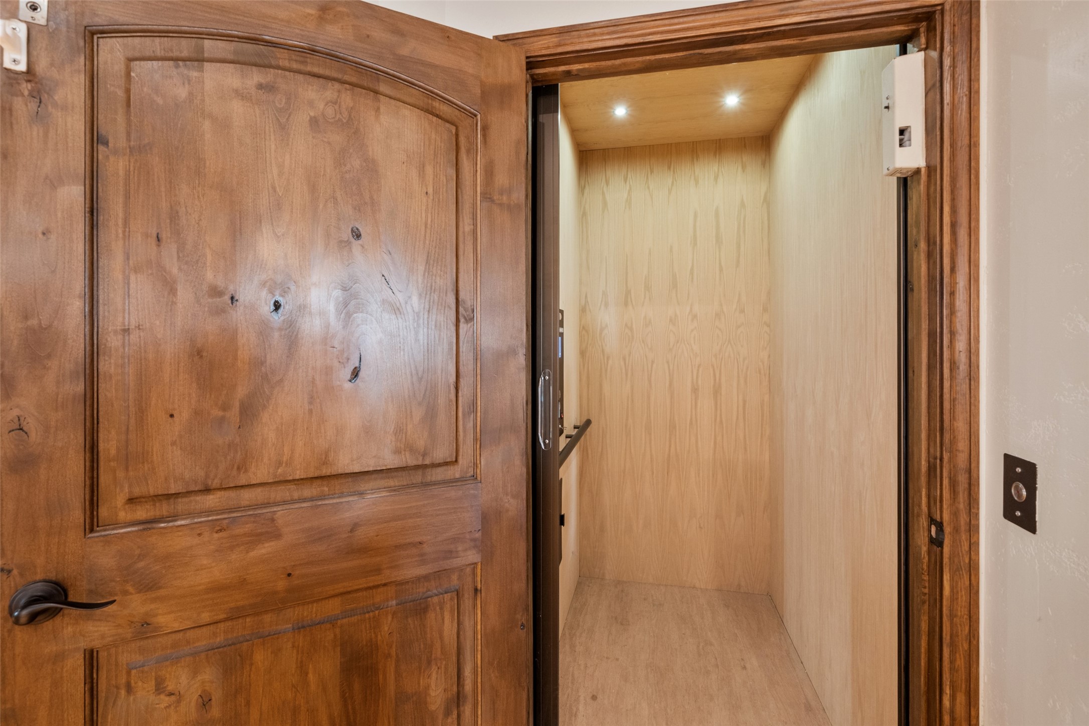 23981 Old Dobbin Plantersville Road Montgomery, TX 77316 - Photo 43 of 50 a bathroom with a glass door shower and vanity