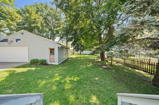 $329,900 | 1208 Barnes Street, Delavan, WI 53115