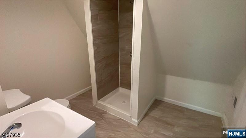 120 South 7th Street, Unit 3 Newark, NJ 07107 - Photo 2 of 5 a bathroom with a shower