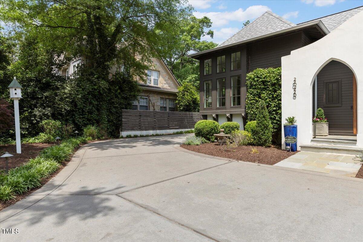 2026 Fairview Road Raleigh, NC 27608 - Photo 3 of 55 003-2026 Fairview Rd