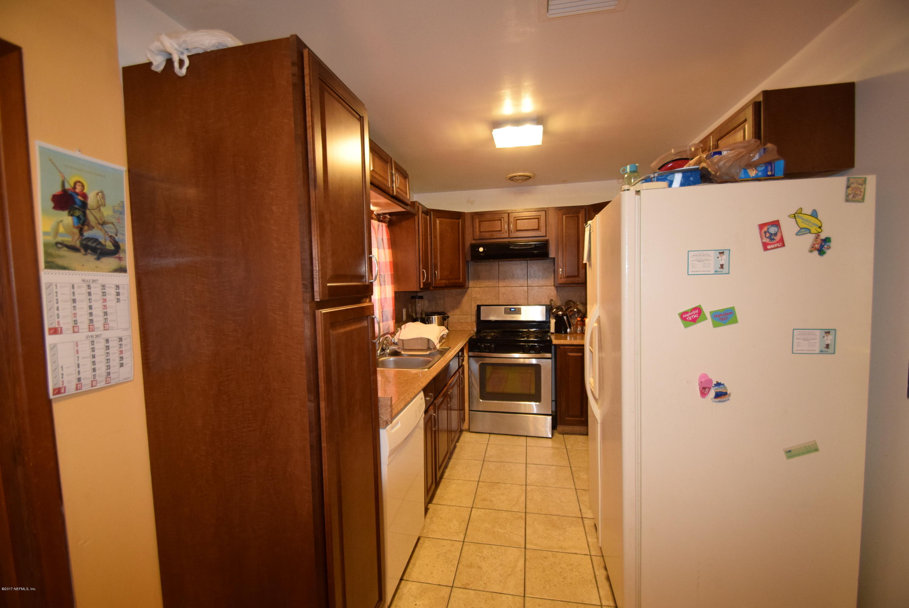 5826 Hickson Road Jacksonville, FL 32207 - Photo 7 of 19 DSC_0908