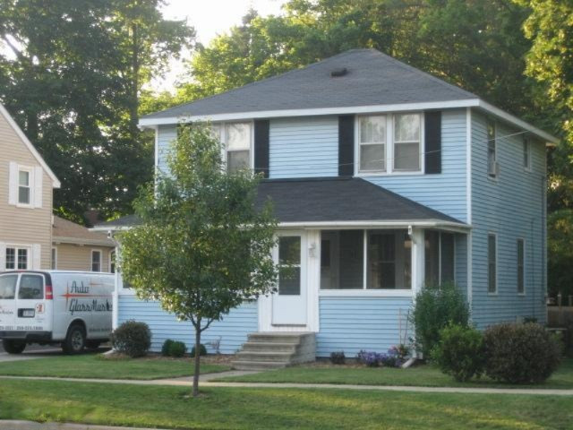 412 East Hoffman Street Three Rivers, MI 49093 - Photo 1 of 17 Primary Photo