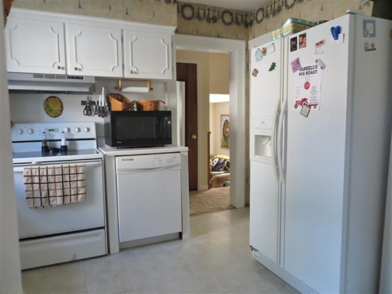412 East Hoffman Street Three Rivers, MI 49093 - Photo 11 of 17 Additional Photo