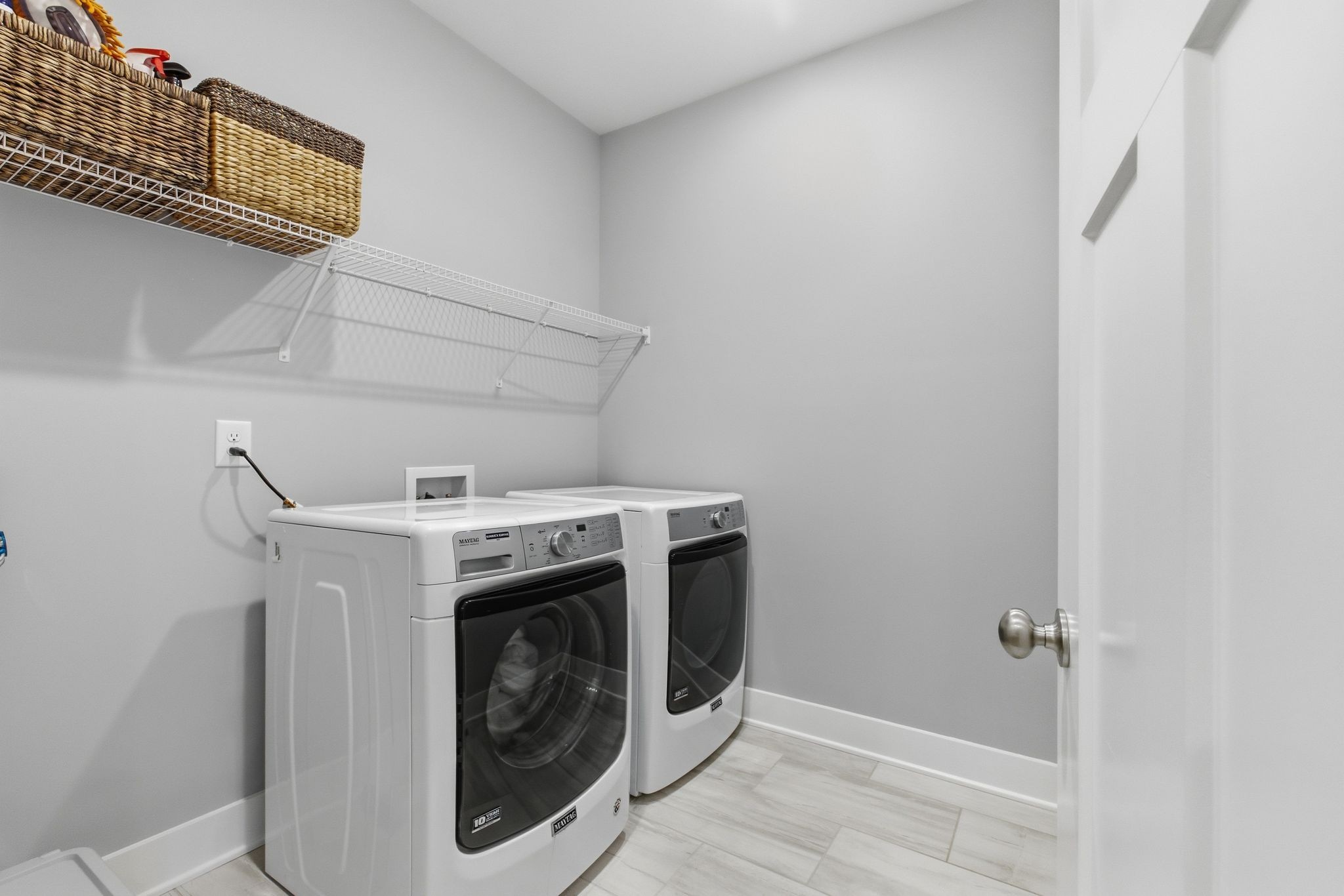 17845 Highway 76 East Springfield, TN 37172 - Photo 22 of 55 a utility room with dryer and washer