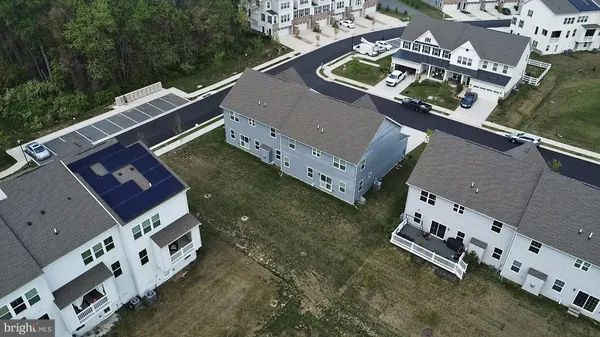 $570,000 | 604 Longleaf Drive, Newark, DE 19702