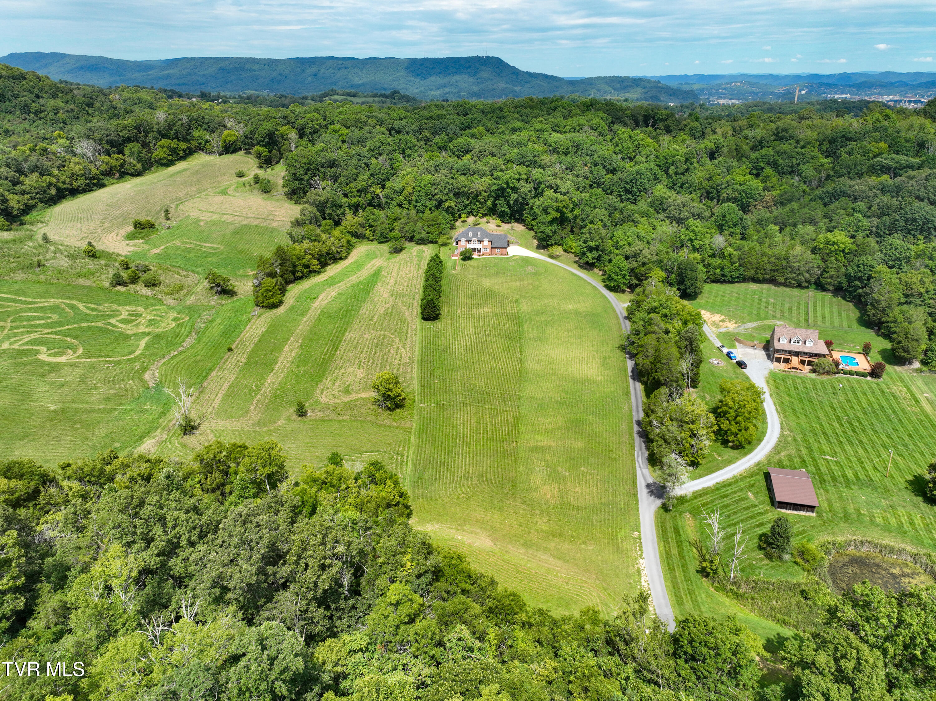 287 Pactolus Road Kingsport, TN 37664 - Photo 4 of 79 287 Pactolus Drone BB-13