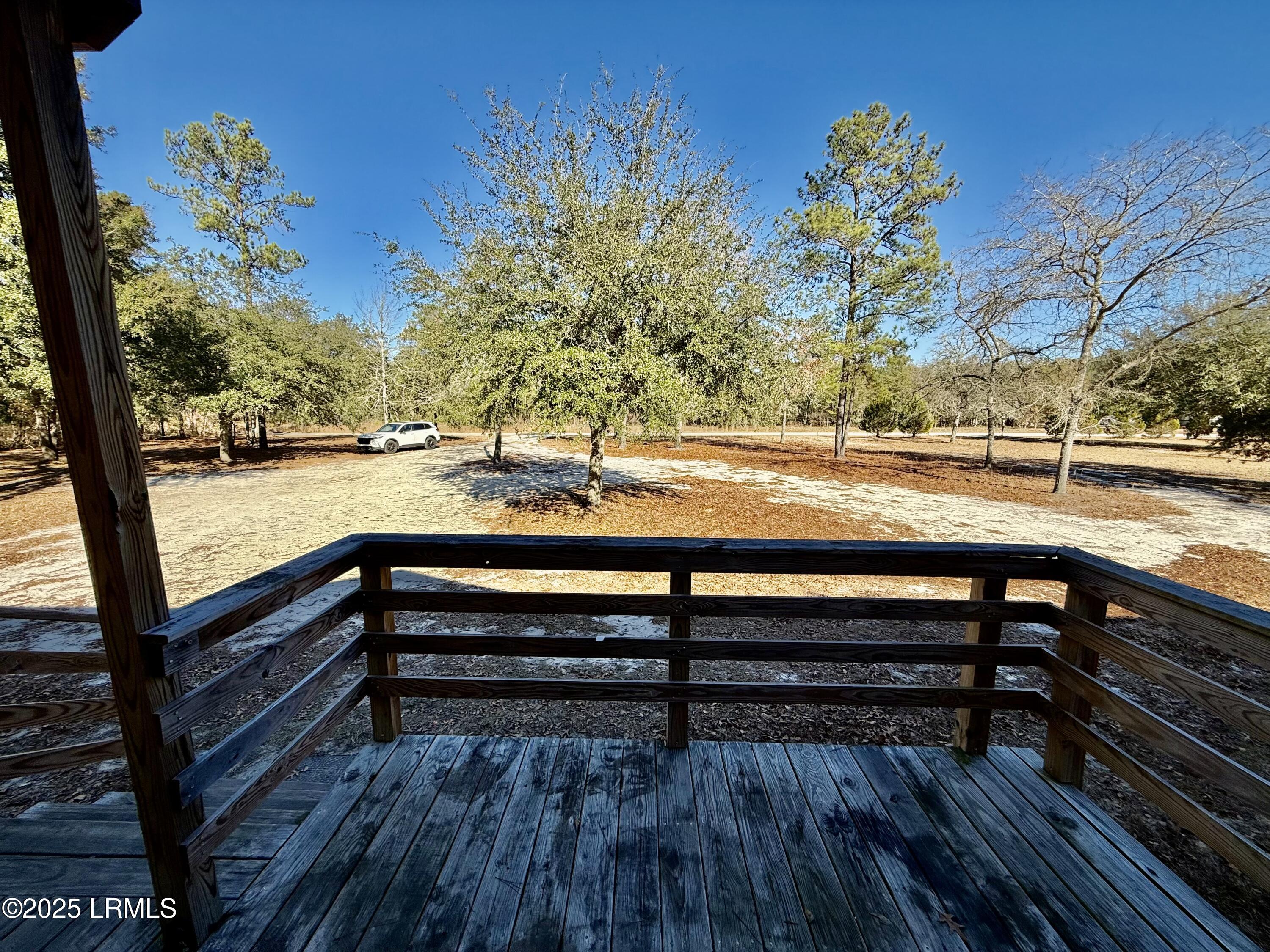 103 Beavers Road Ridgeland, SC 29936 - Photo 4 of 21 IMG_4935