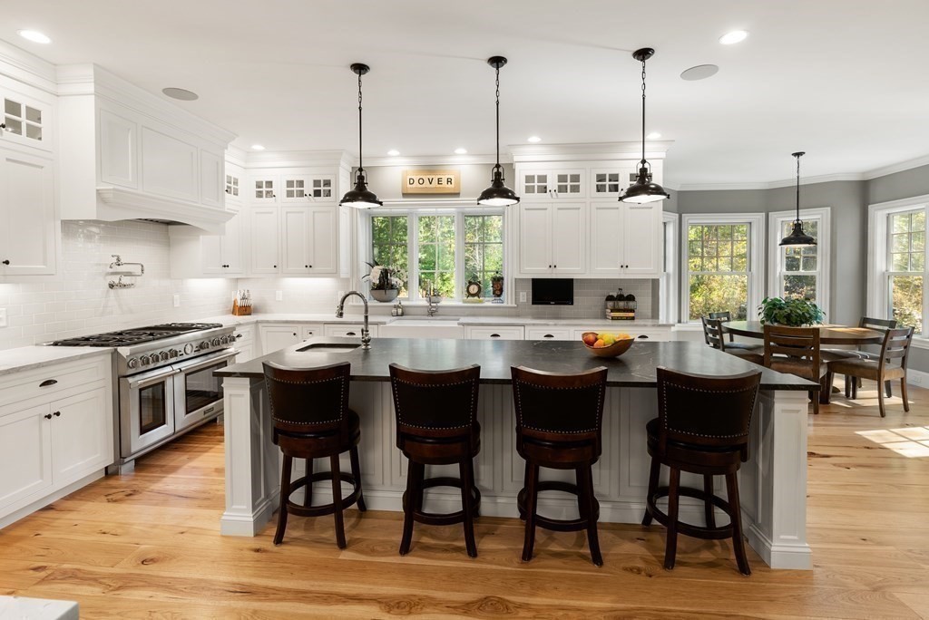 40 Miller Hill Road Dover, MA 02030 - Photo 8 of 40