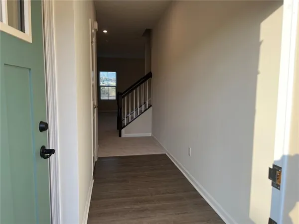 $2,250 | 3004 Kapalua Lane, Jeannette, PA 15644