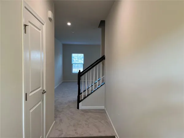 $2,250 | 3004 Kapalua Lane, Jeannette, PA 15644