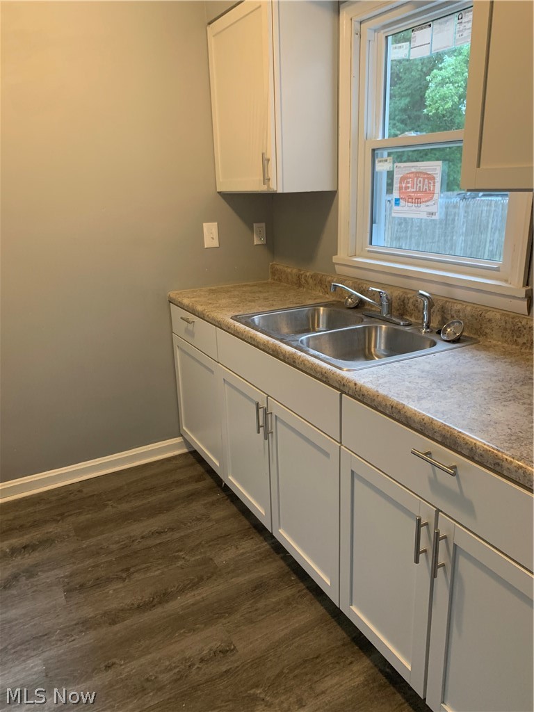 51 Canton Road Akron, OH 44312 - Photo 5 of 6 Gallery Image 5
