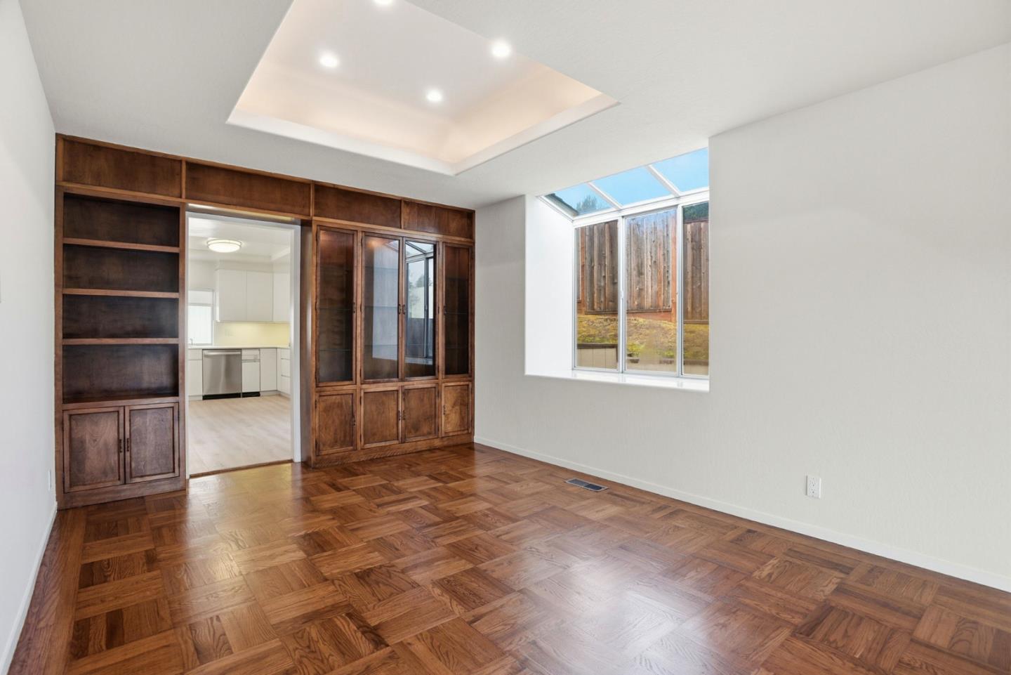 3300 El Sobrante Street San Mateo, CA 94403 - Photo 12 of 48