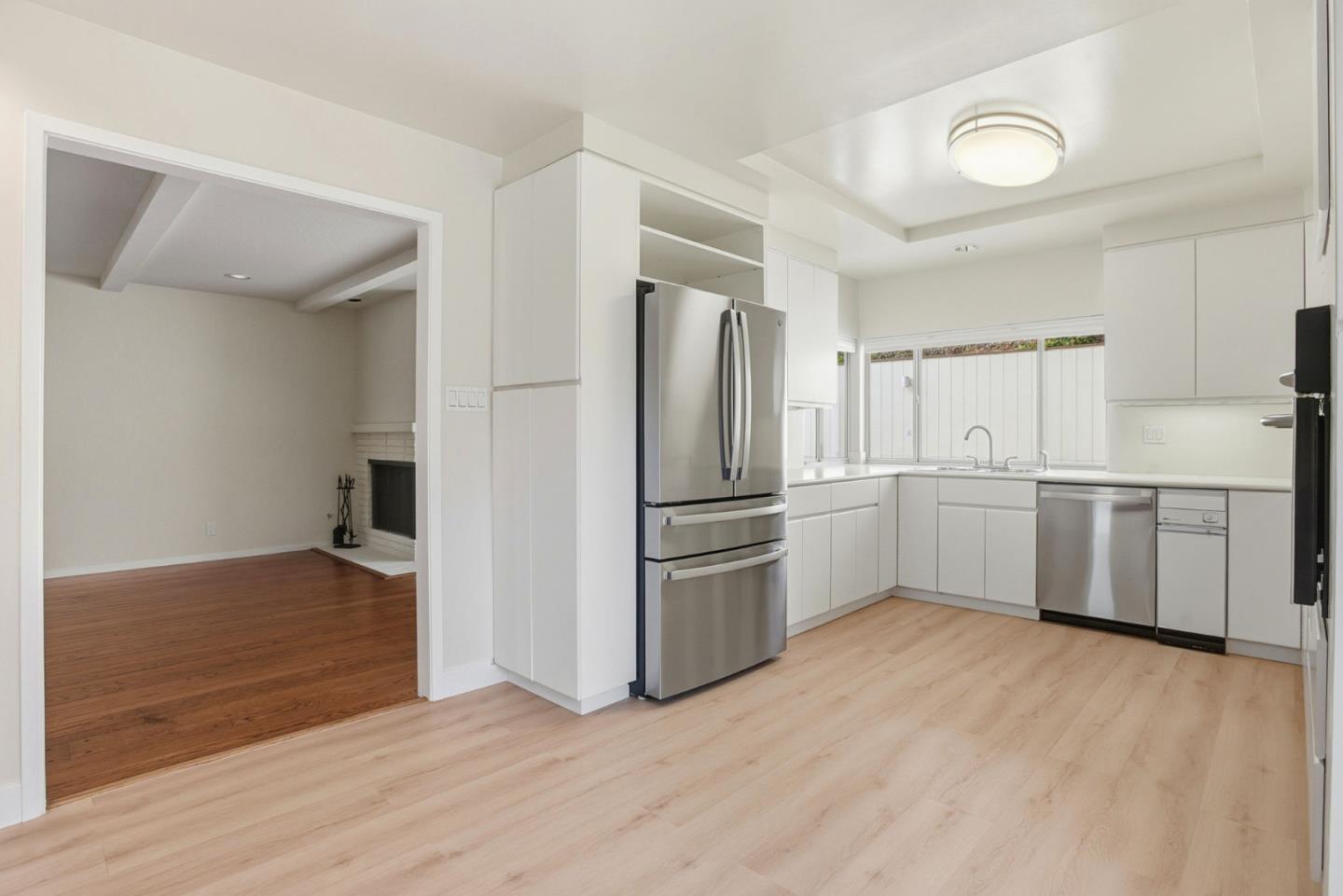 3300 El Sobrante Street San Mateo, CA 94403 - Photo 19 of 48