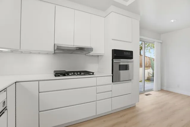 $5,500 | 3300 El Sobrante Street, San Mateo, CA 94403