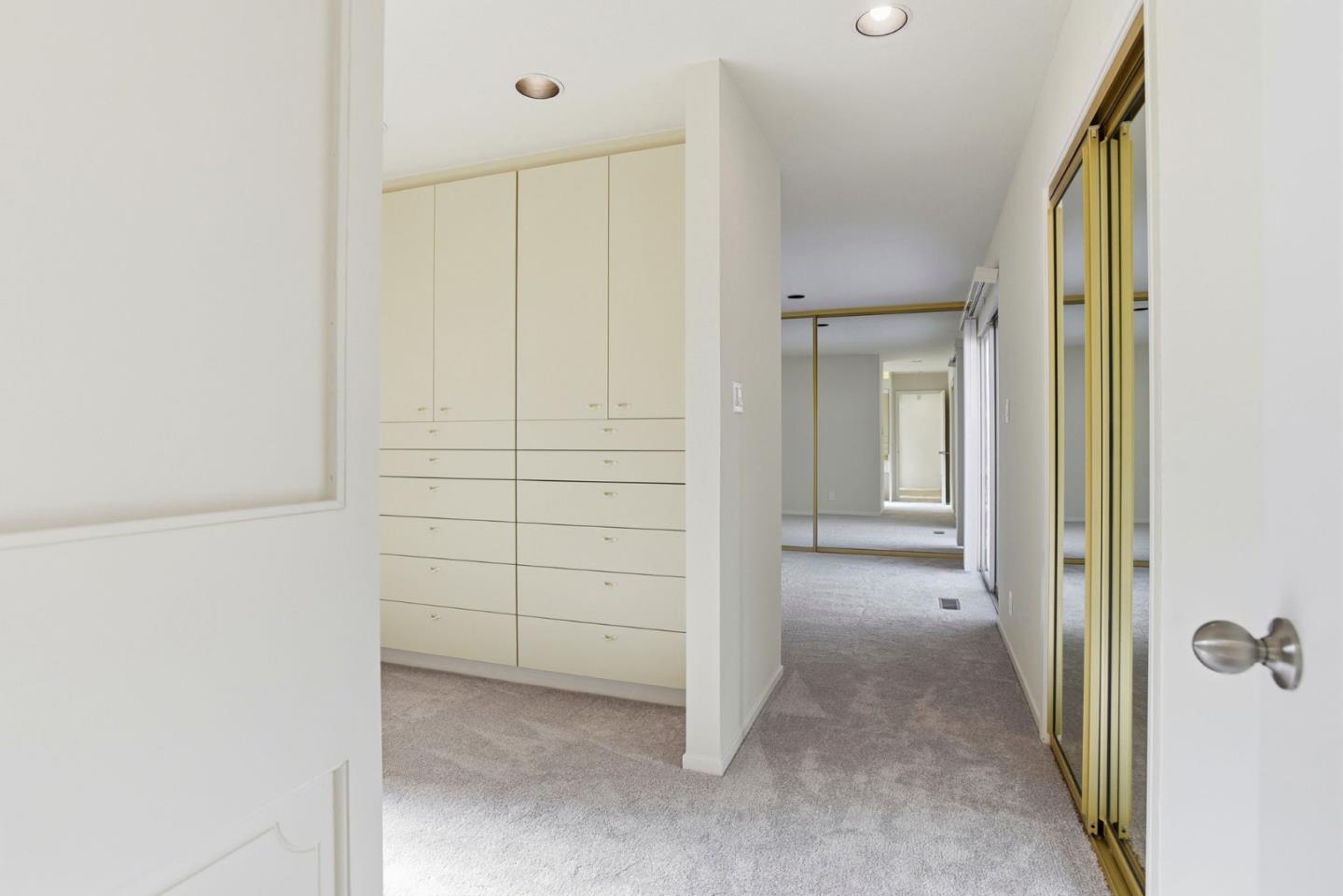 3300 El Sobrante Street San Mateo, CA 94403 - Photo 30 of 48