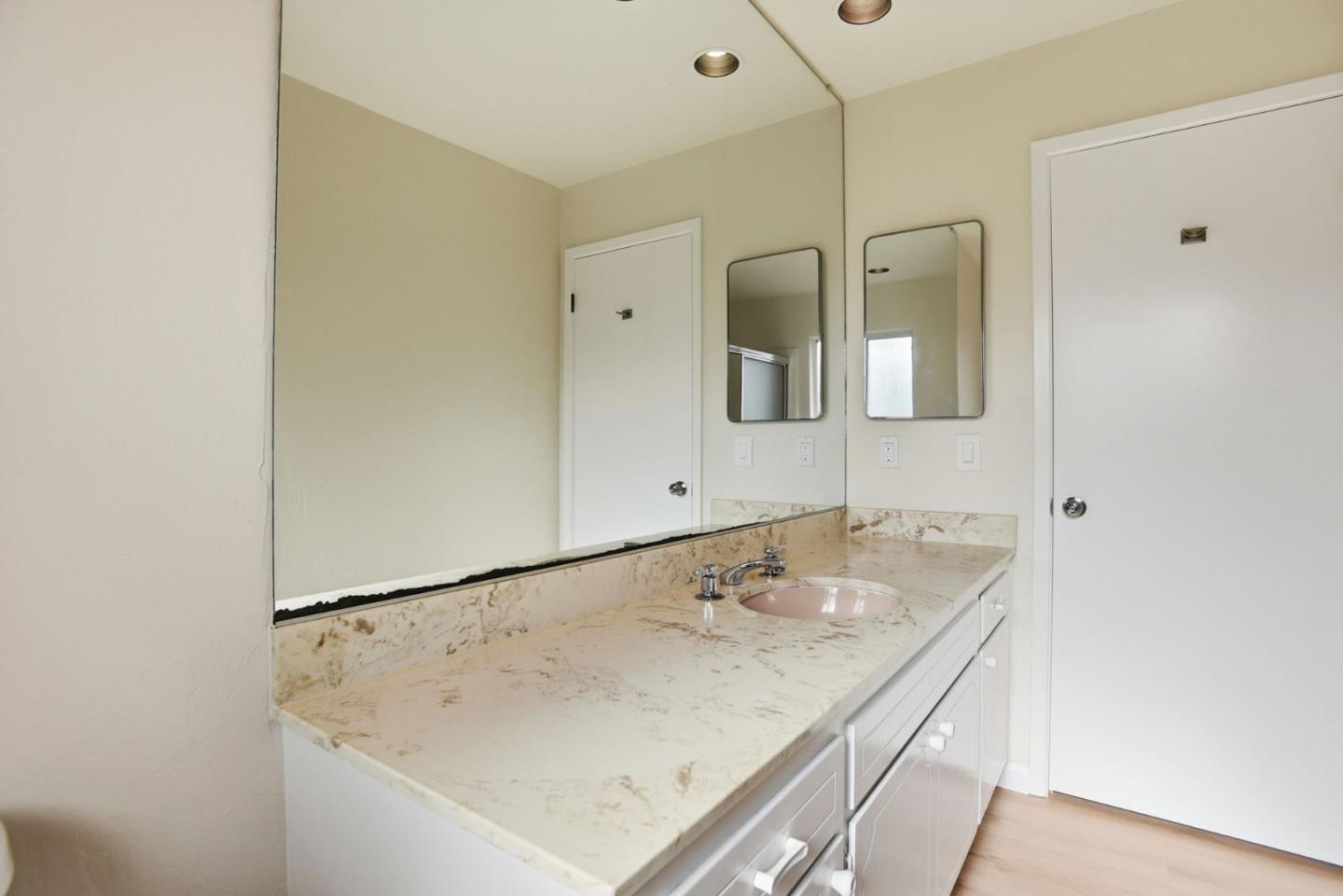 3300 El Sobrante Street San Mateo, CA 94403 - Photo 34 of 48