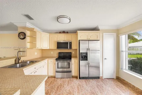 $435,000 | 18863 Northwest 52nd Court, Miami Gardens, FL 33055