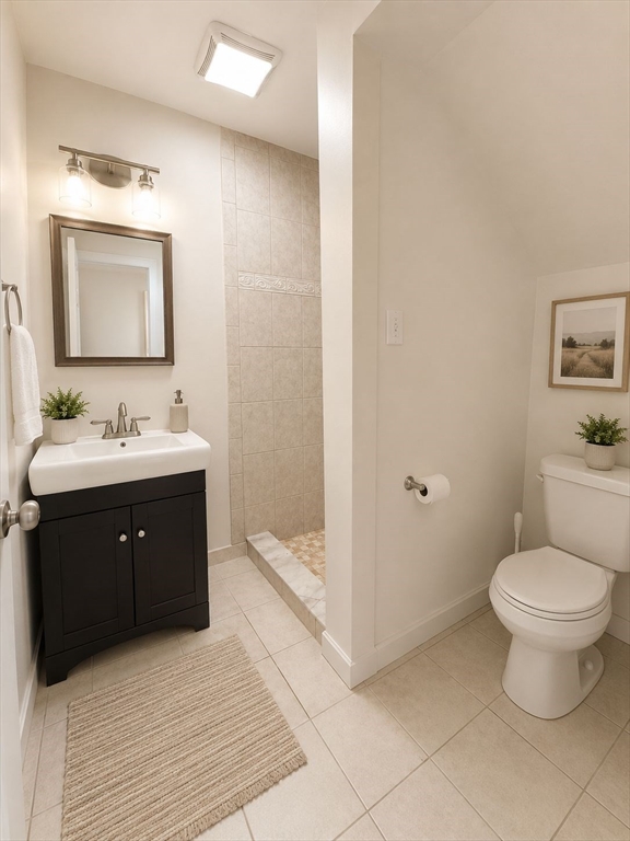 7 Monastery Road, Unit 2 Boston, MA 02135 - Photo 7 of 8