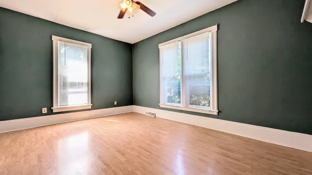 $299,900 | 509 Oak Street, Kalamazoo, MI 49007