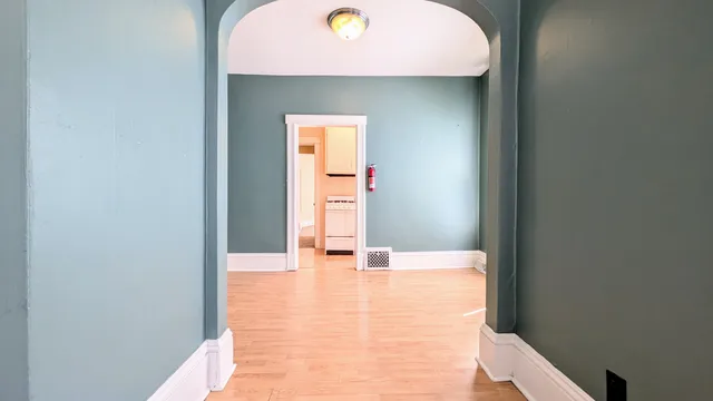 $299,900 | 509 Oak Street, Kalamazoo, MI 49007