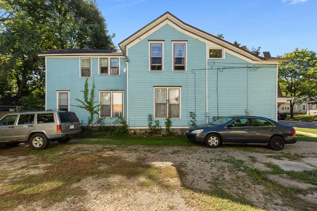 $299,900 | 509 Oak Street, Kalamazoo, MI 49007