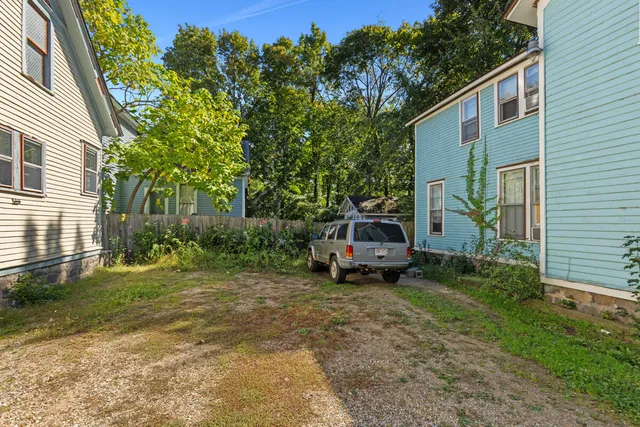 $299,900 | 509 Oak Street, Kalamazoo, MI 49007