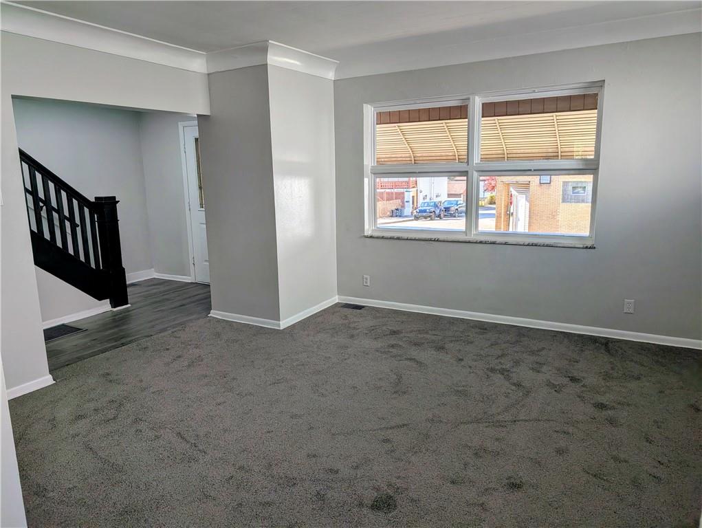 643 Indiana Avenue Glassport, PA 15045 - Photo 10 of 32 an empty room with windows