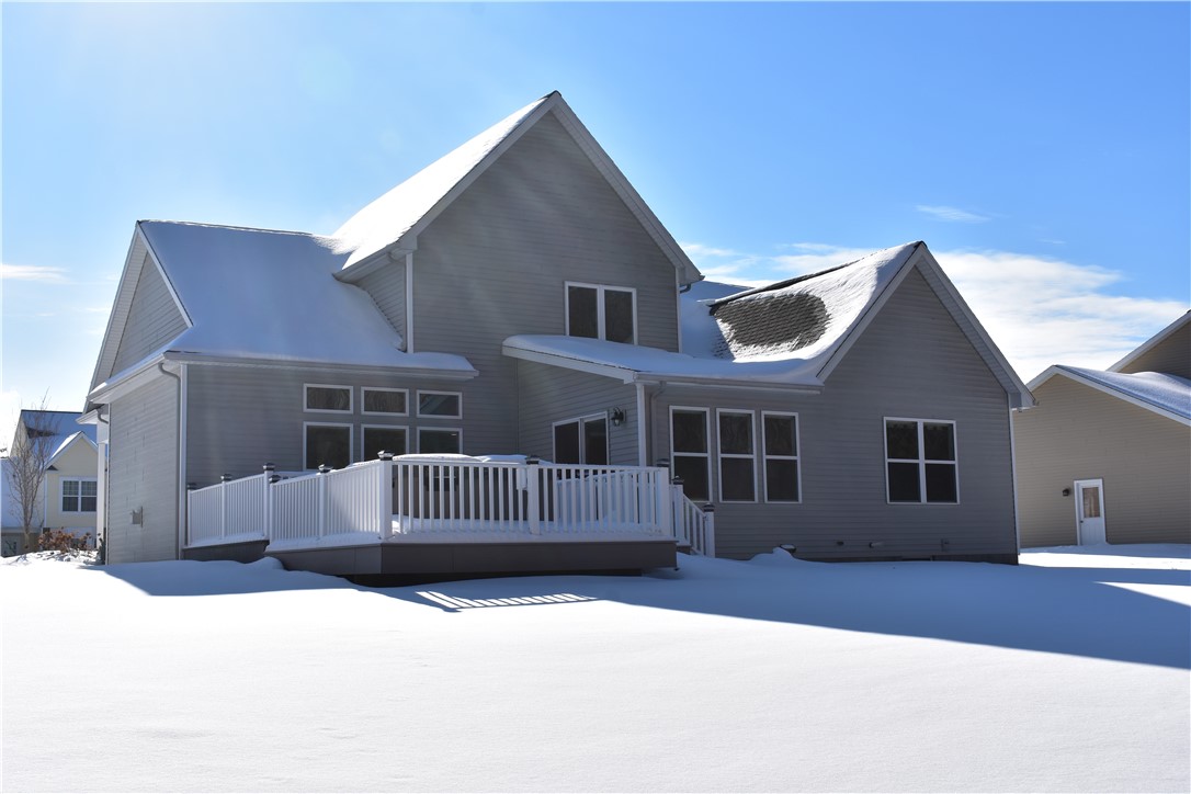 230 Woodsview Drive Webster, NY 14580 - Photo 12 of 45