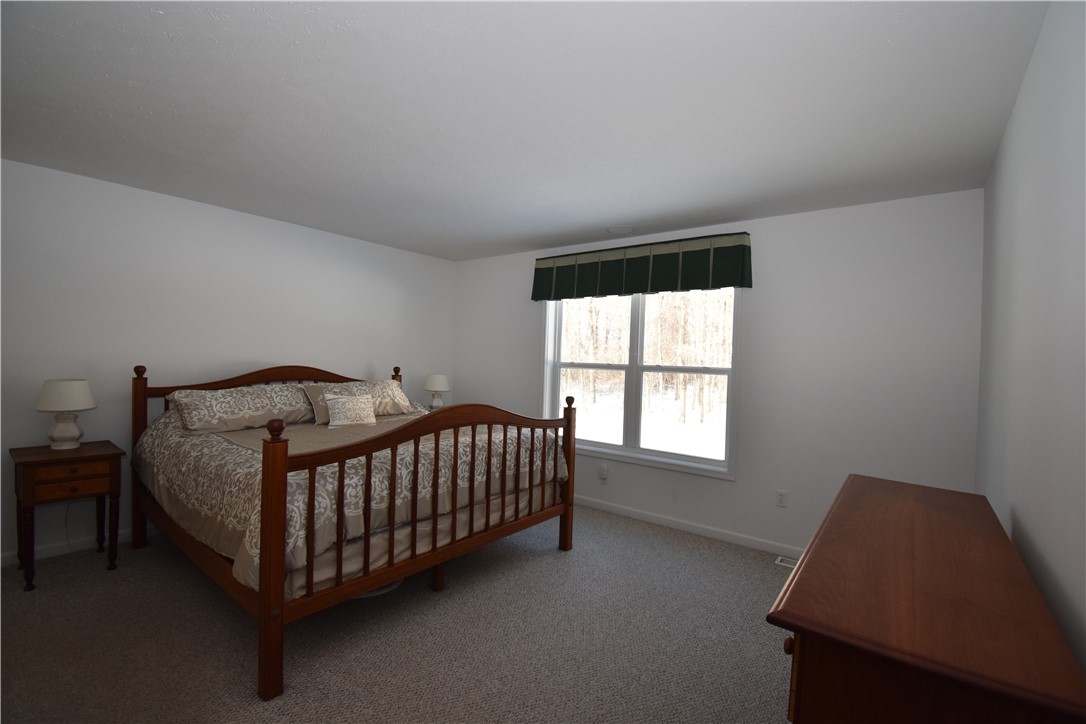 230 Woodsview Drive Webster, NY 14580 - Photo 32 of 45