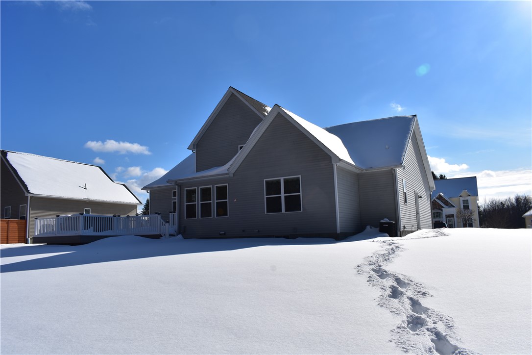 230 Woodsview Drive Webster, NY 14580 - Photo 10 of 45