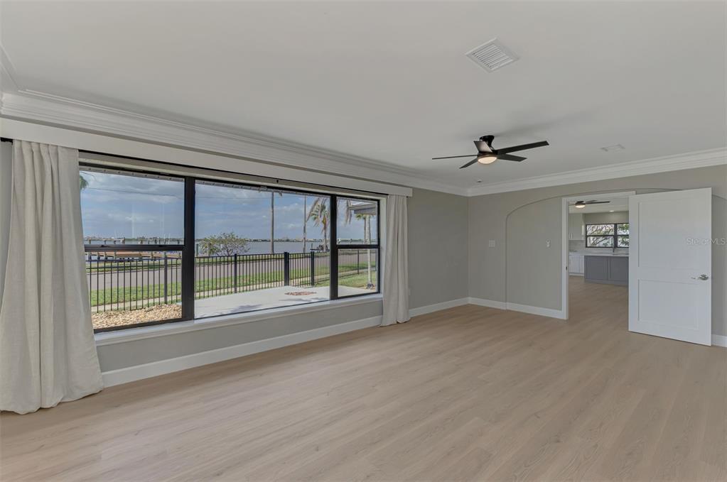 1822 Riverside Drive East Bradenton, FL 34208 - Photo 18 of 46 a view of an empty room with a window