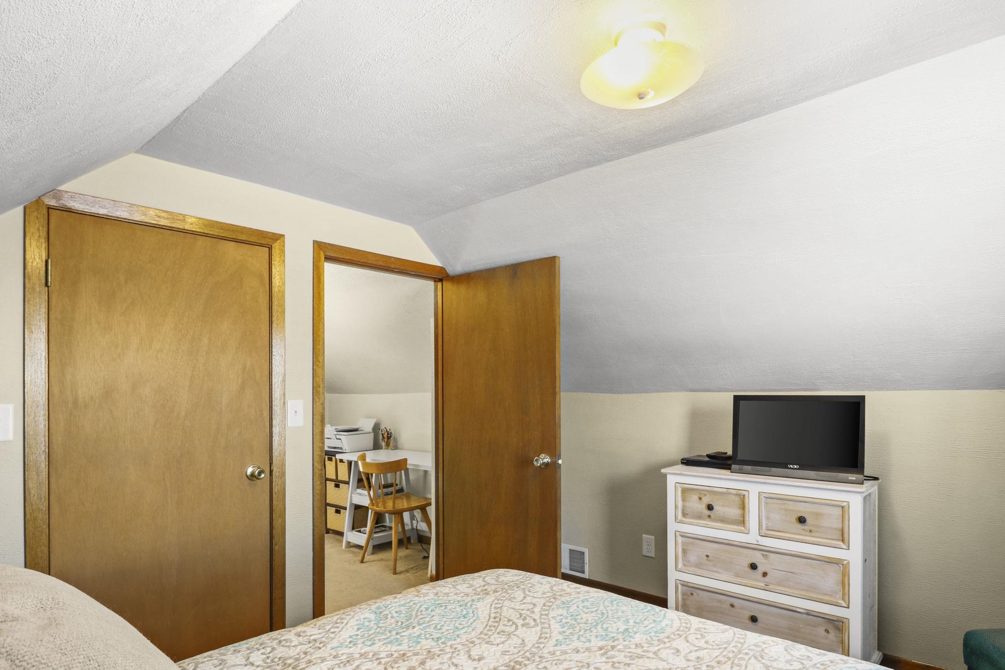 321 West Mulberry Street Baraboo, WI 53913 - Photo 21 of 27