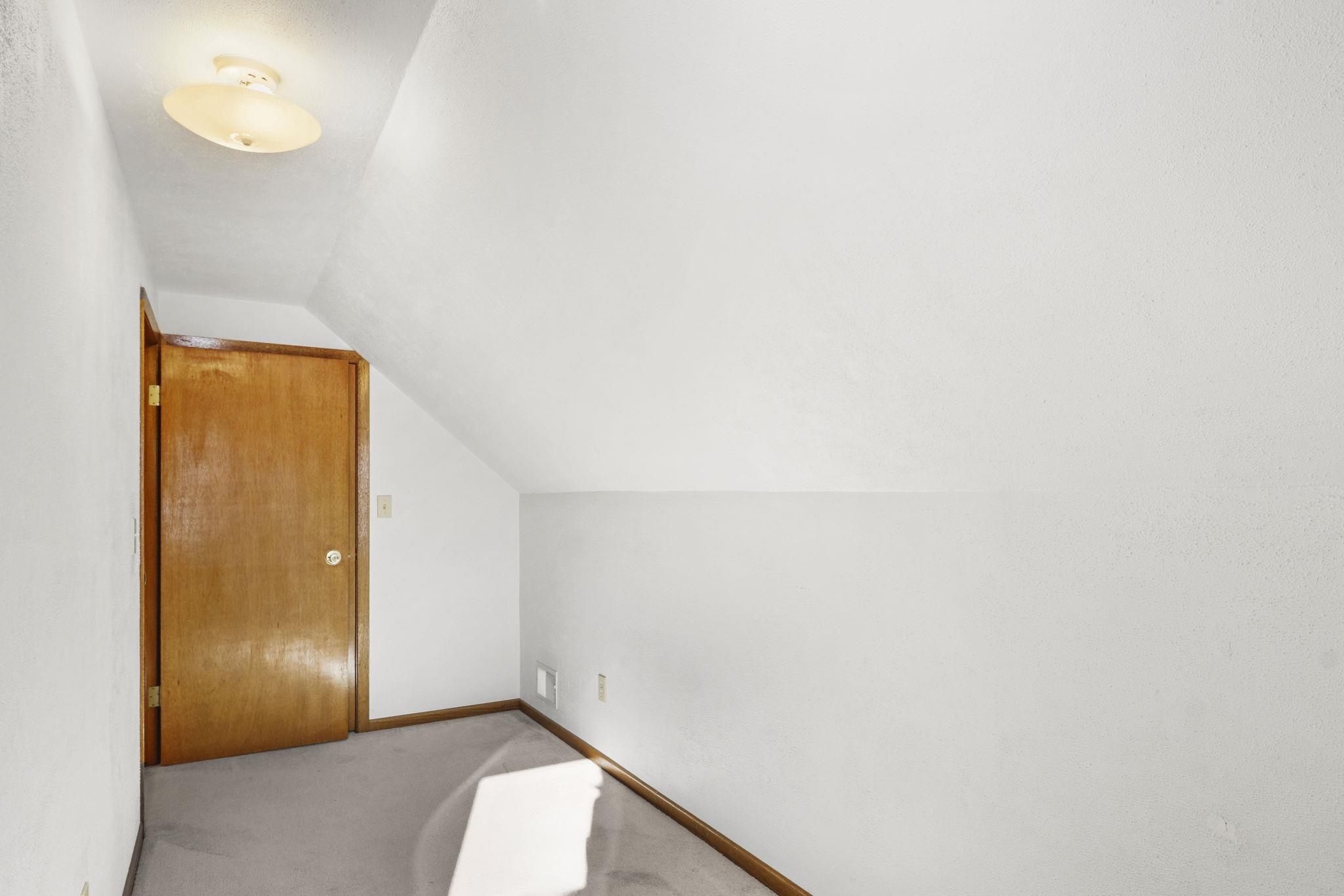 321 West Mulberry Street Baraboo, WI 53913 - Photo 22 of 27