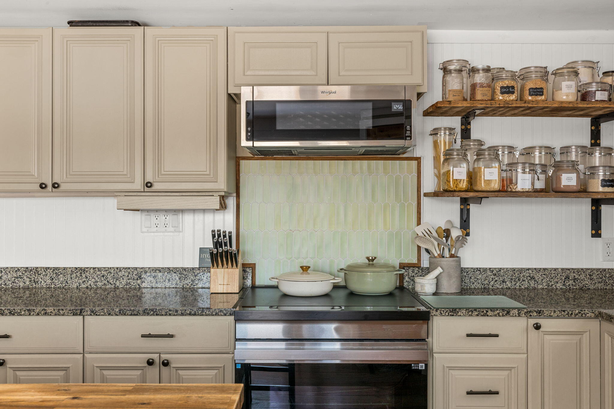 138 Chase Street Hyannis, MA 02601 - Photo 13 of 67 12-web-or-mls-138-chase-st