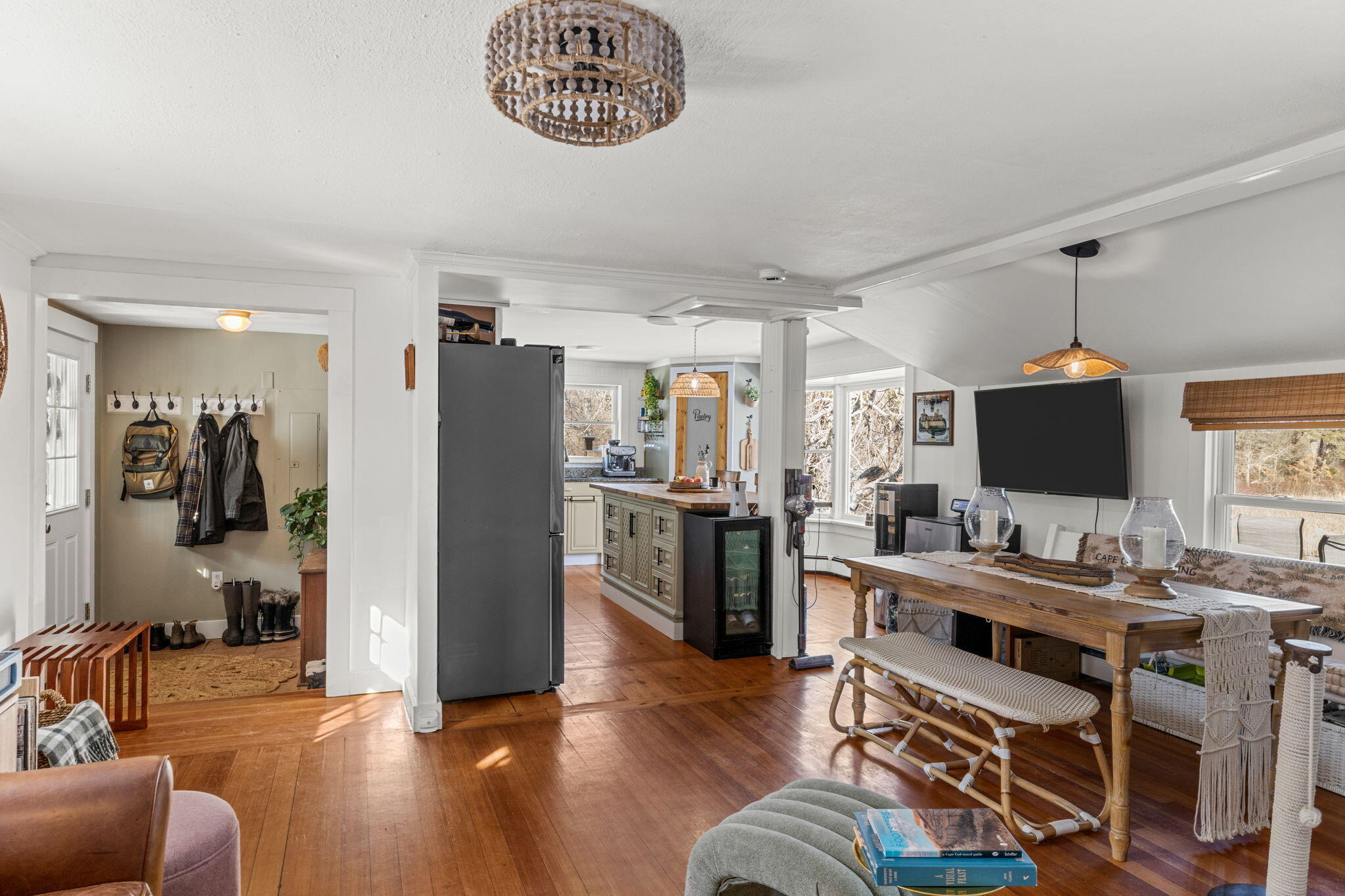 138 Chase Street Hyannis, MA 02601 - Photo 15 of 67 14-web-or-mls-138-chase-st