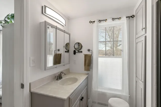 $1,187,000 | 138 Chase Street, Hyannis, MA 02601