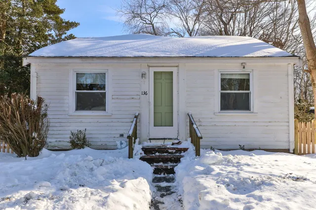 $1,187,000 | 138 Chase Street, Hyannis, MA 02601