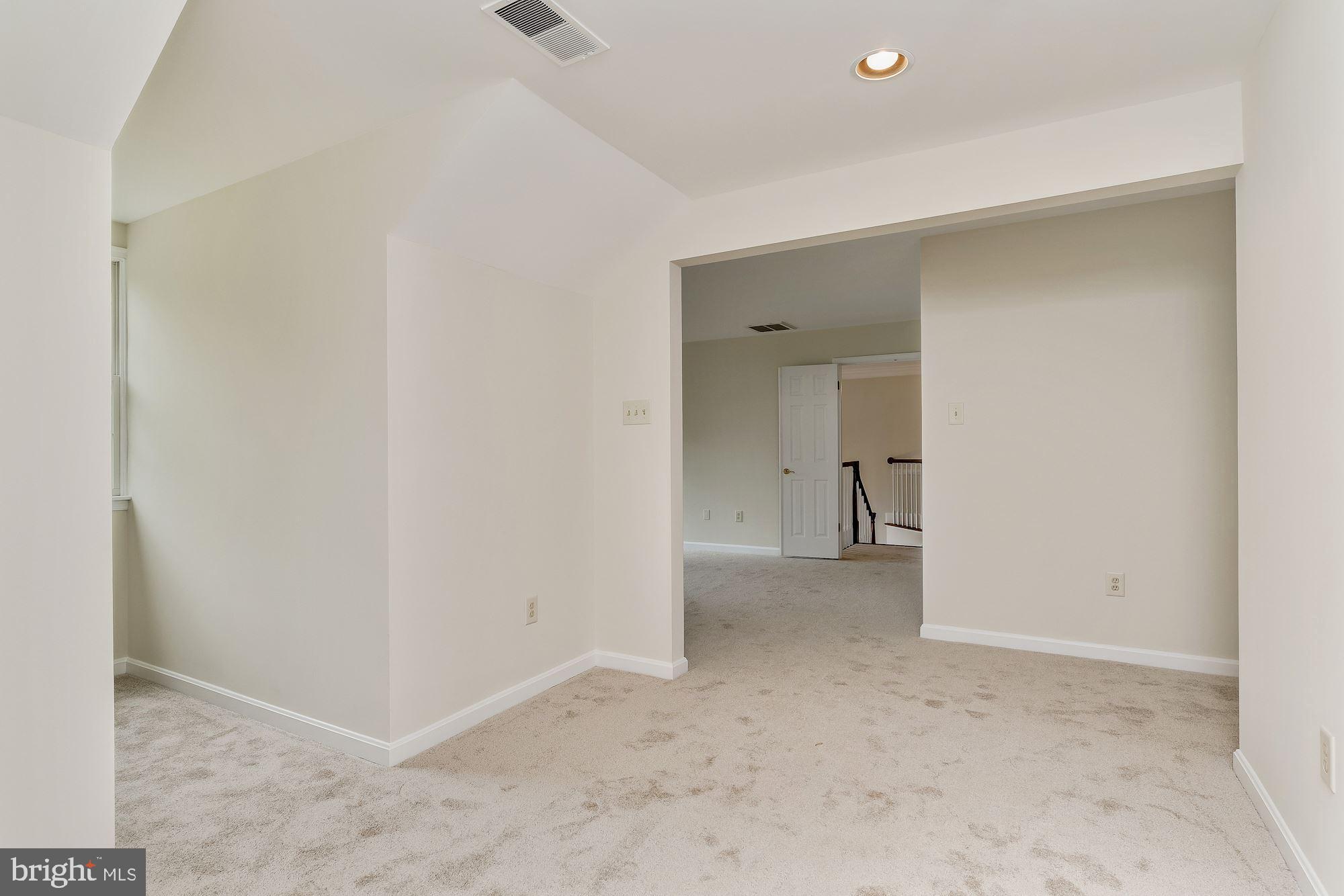 11281 Ridermark Row Columbia, MD 21044 - Photo 25 of 45 Gallery Image 25