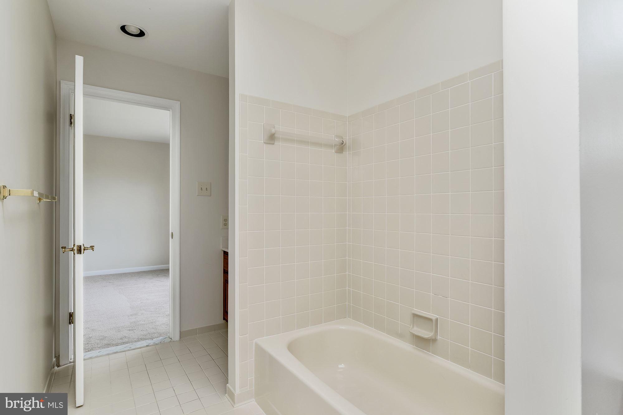 11281 Ridermark Row Columbia, MD 21044 - Photo 28 of 45 Gallery Image 28