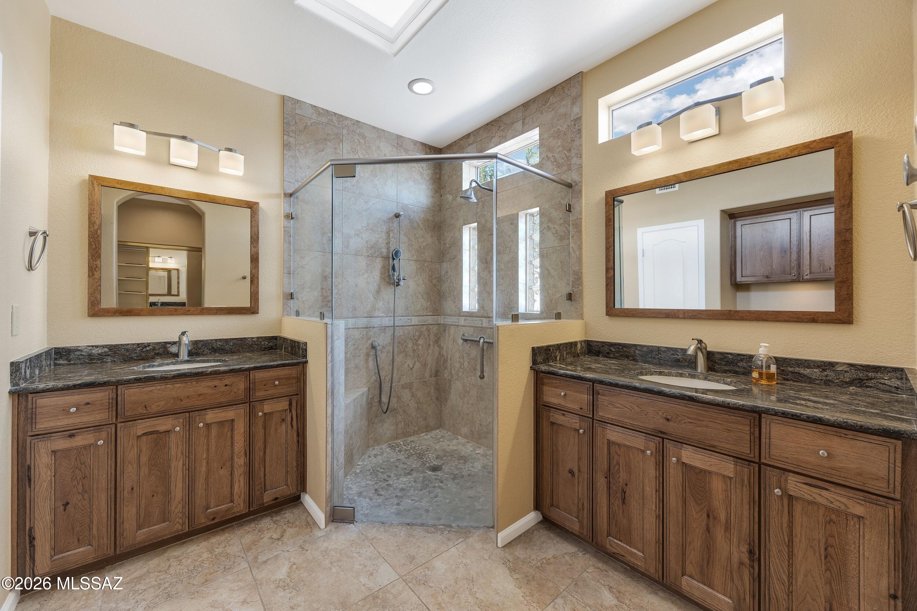 36980 South Ridgeview Court Tucson, AZ 85739 - Photo 33 of 50 Separate Vanities with Granite tops