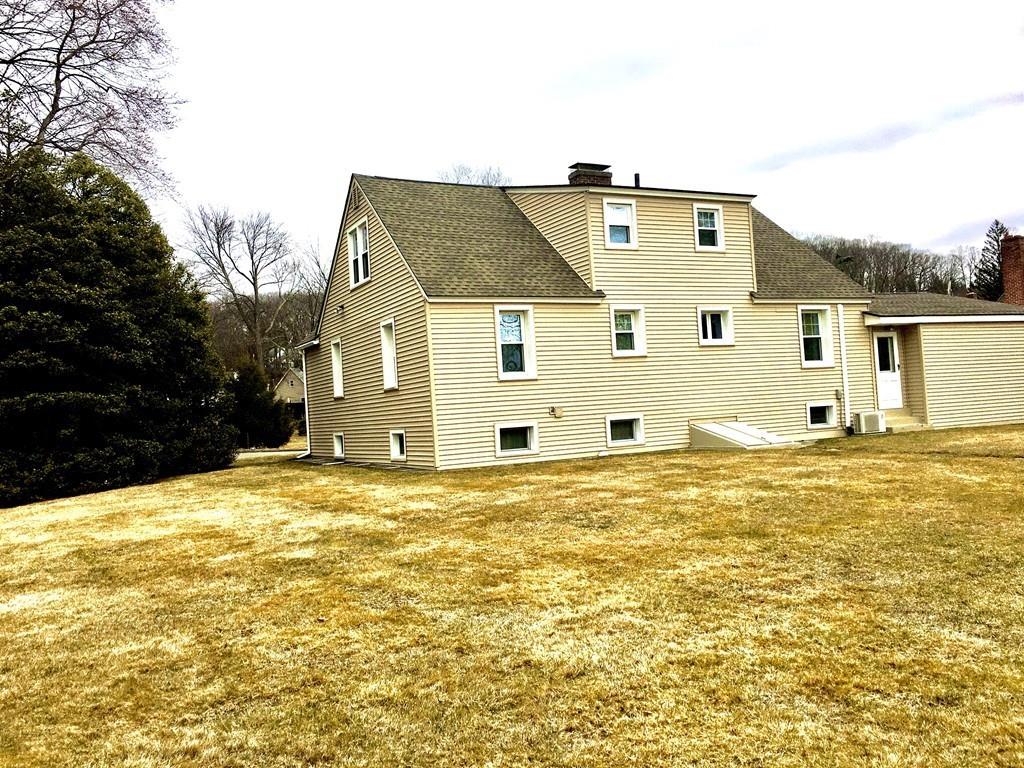 9 Wolcott Road Shrewsbury, MA 01545 - Photo 3 of 35 Gallery Image 3
