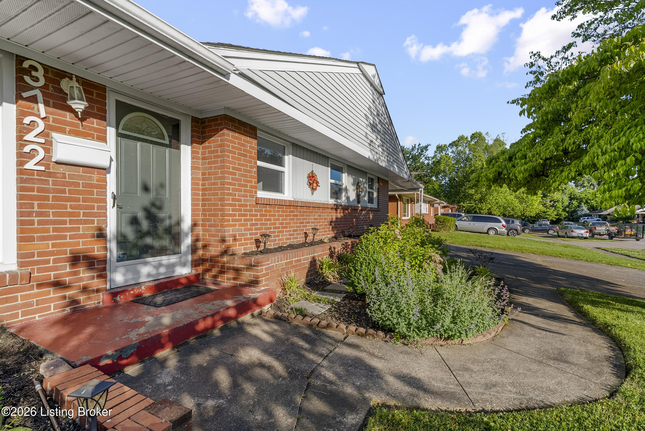 3722 Rouge Way Louisville, KY 40218 - Photo 3 of 35 dsc04364
