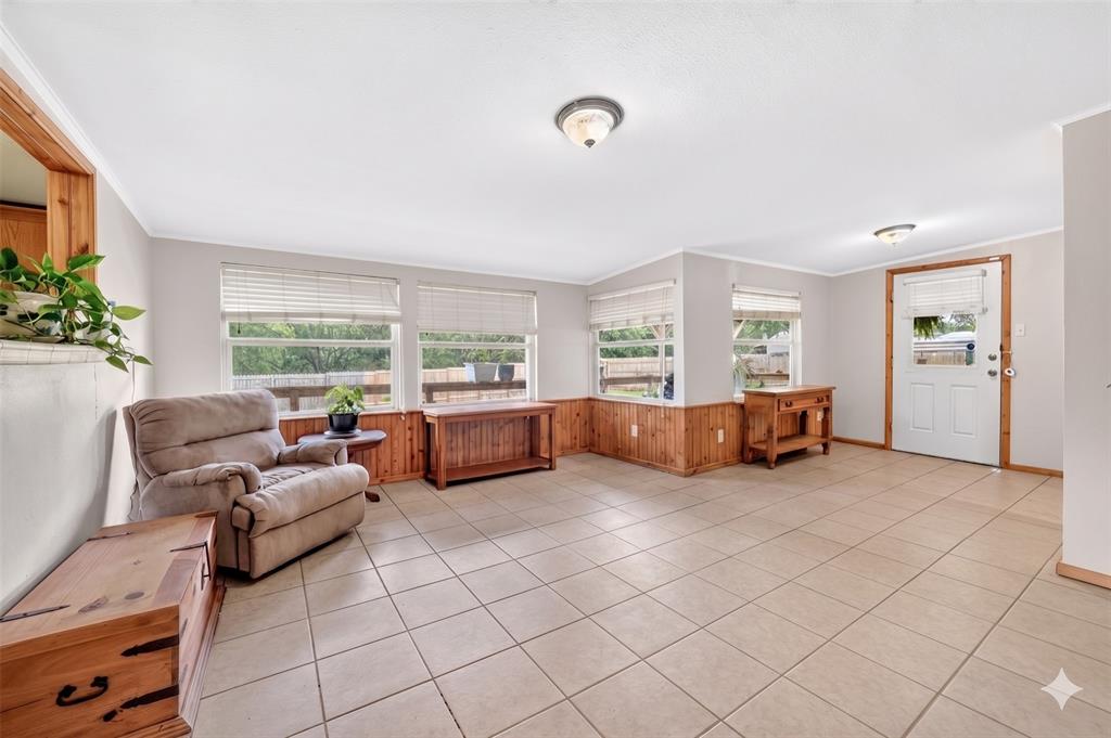 111 County Road 2806 Mabank, TX 75147 - Photo 11 of 34